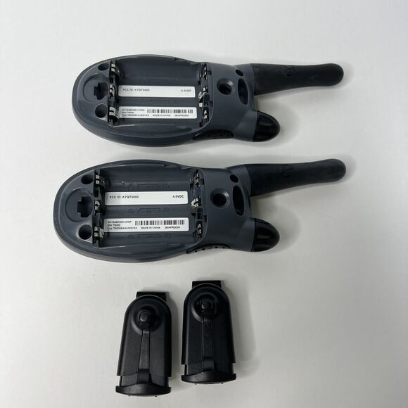 Motorola Talkabout Walkie Talkies T5000 Two-Way Radios Set of 2 Gray 22 Channels - Picture 6 of 10